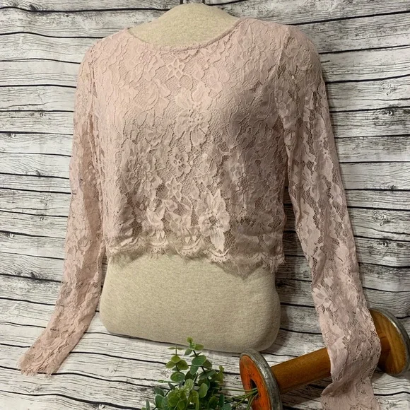 HP {PinkBlush} Lace Maternity Crop Top S Post Maternity Bump - Picture 5 of 14